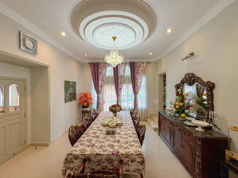 Bungalow House for Sale in Seksyen 12 (Petaling Jaya) - Nur Alia Omar - Dining Room - PropertyGuru.com.my