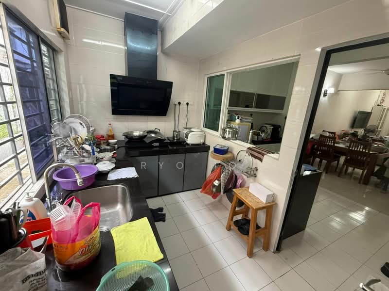 2-storey Terraced House for Sale in Taman Puchong Hartamas (Puchong) - Ryo Ho - Kitchen - PropertyGuru.com.my