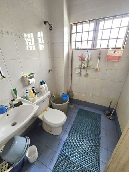 2-storey Terraced House for Sale in Taman Mutiara Subang (Shah Alam) - Amzar Faiz - PropertyGuru.com.my