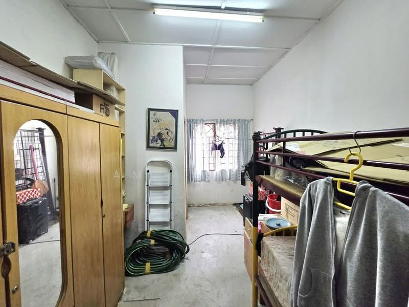 2-storey Terraced House for Sale in Taman Mutiara Subang (Shah Alam) - Amzar Faiz - PropertyGuru.com.my