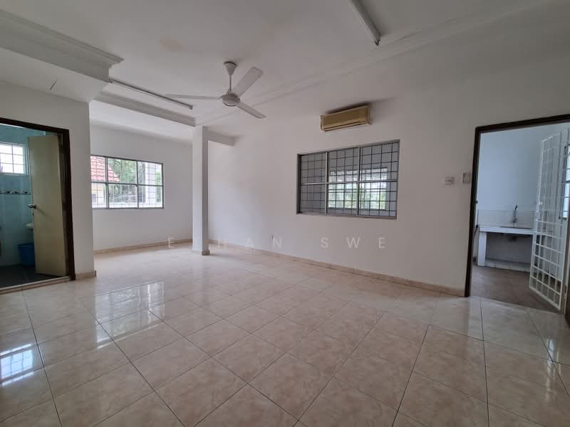 2-storey Terraced House for Sale in Bukit Rahman Putra (Sungai Buloh) - Ethan Swe - Interior - PropertyGuru.com.my