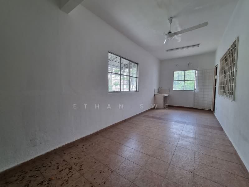 2-storey Terraced House for Sale in Bukit Rahman Putra (Sungai Buloh) - Ethan Swe - Interior - PropertyGuru.com.my