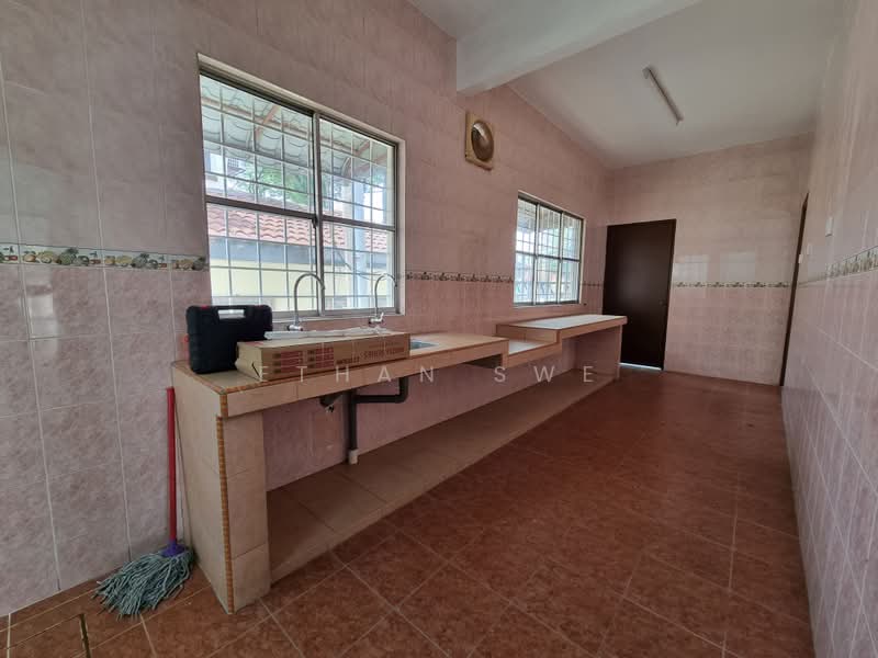 2-storey Terraced House for Sale in Bukit Rahman Putra (Sungai Buloh) - Ethan Swe - Kitchen - PropertyGuru.com.my