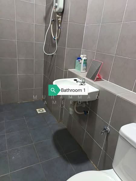 Pangsapuri untuk Disewa di Idaman Abadi - Muhammad Amerul - Bathroom - PropertyGuru.com.my