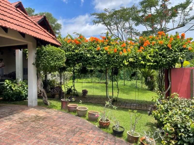 Bungalow for Sale in Batu Pahat (Johor) - DANIEL . - PropertyGuru.com.my
