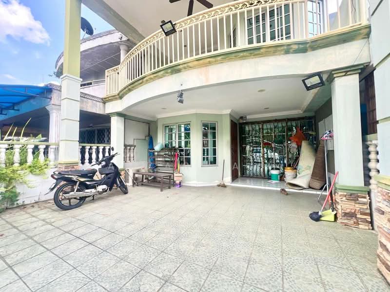 2-storey Terraced House for Sale in Seksyen 19 (Shah Alam) - Amzar Faiz - PropertyGuru.com.my