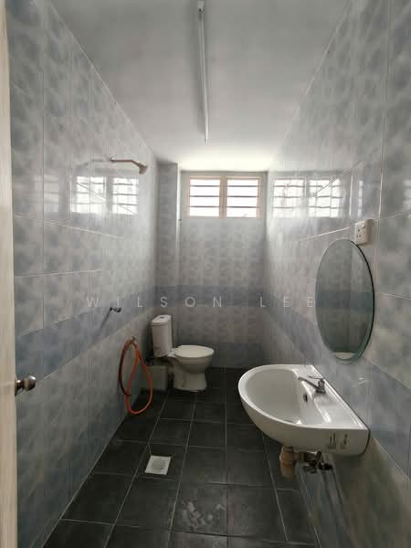 2.5-storey Terraced House for Sale in Selayang (Selangor) - Wilson Lee - Bathroom - PropertyGuru.com.my