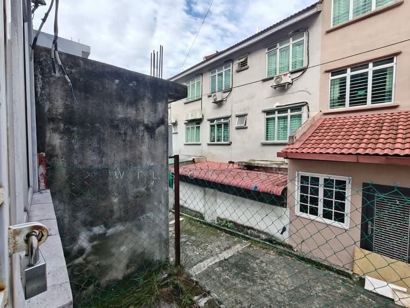 2.5-storey Terraced House for Sale in Selayang (Selangor) - Wilson Lee - Exterior - PropertyGuru.com.my