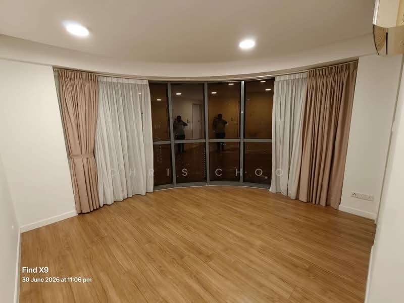 Kondominium untuk Dijual di Vivo Residential Suites - Chris Choo - Living Room - PropertyGuru.com.my