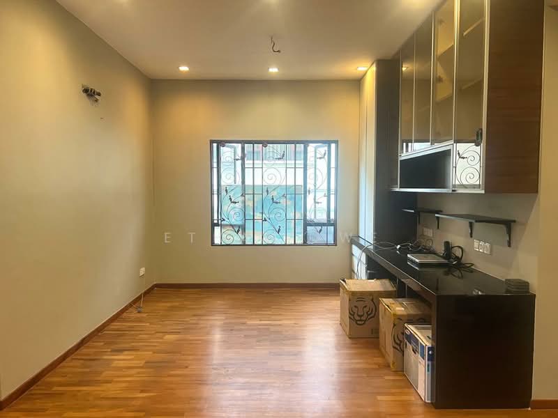Bungalow House for Sale in Bukit Rahman Putra (Sungai Buloh) - Ethan Swe - Study - PropertyGuru.com.my