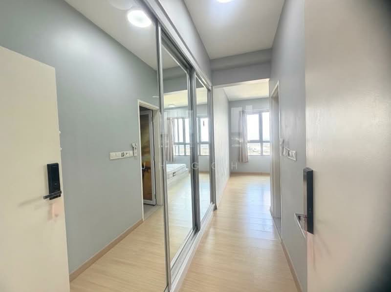 Service Residence for Rent at Gravit8, Klang - JH Goh - Corridor - PropertyGuru.com.my