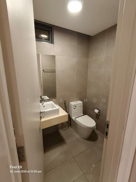 Condominium for Rent at Vivo Residential Suites - Chris Choo - Bathroom - PropertyGuru.com.my