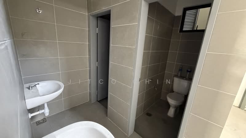 Kilang untuk Disewa di Sendayan Tech Valley (Labu) - Jitco Chin - Bathroom - PropertyGuru.com.my
