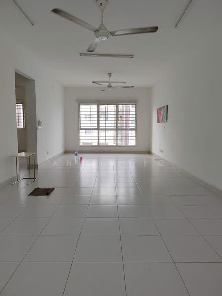 Apartment for Sale at Pangsapuri Seri Mutiara - Annie Kho - Living Room - PropertyGuru.com.my