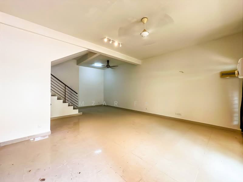 2-storey Terraced House for Sale in Sentosa Villa (Kajang) - Amzar Faiz - PropertyGuru.com.my
