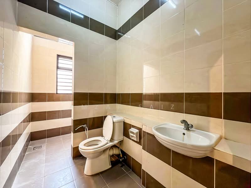 2-storey Terraced House for Sale in Sentosa Villa (Kajang) - Amzar Faiz - PropertyGuru.com.my