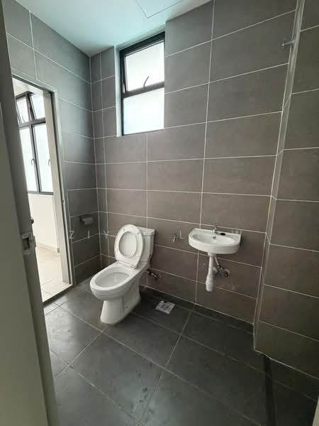 Terraced House for Sale in Bandar Putra (Kulai) - Ziyan Liew - Bathroom - PropertyGuru.com.my