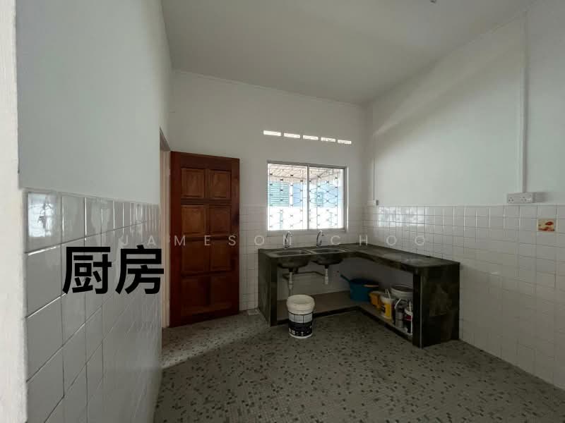 Bungalow for Rent in Taman Melodies (Johor Bahru) - Jameson Choo - Kitchen - PropertyGuru.com.my