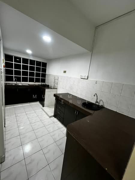 Pangsapuri untuk Disewa di Villa Sentosa - Muhammad Amerul - Kitchen - PropertyGuru.com.my