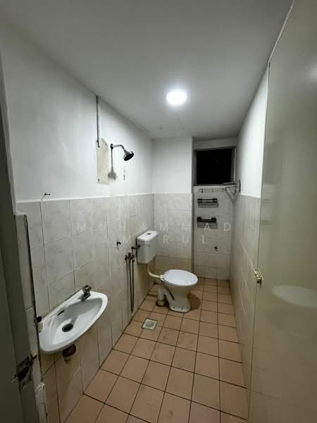 Pangsapuri untuk Disewa di Villa Sentosa - Muhammad Amerul - Bathroom - PropertyGuru.com.my
