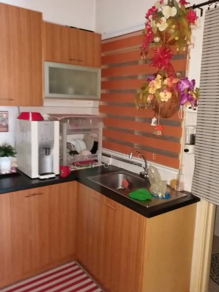 Pangsapuri untuk Disewa di Jalil Damai Apartments - Clarence Chong - Kitchen - PropertyGuru.com.my