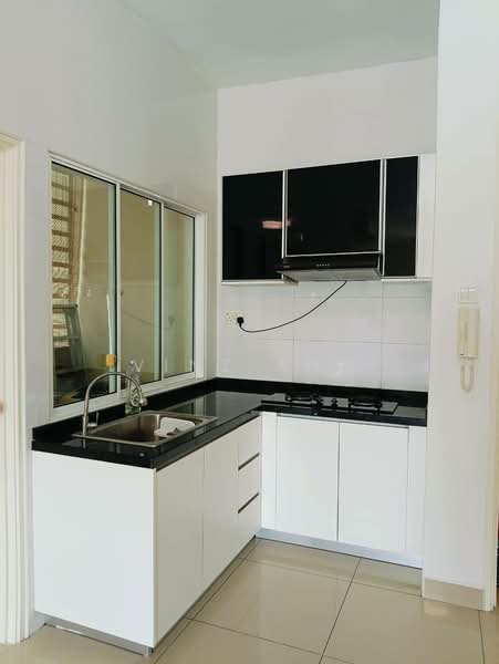 Apartment for Rent at Nusa Heights (Nusa Puncak) - Vinz Ang - Kitchen - PropertyGuru.com.my