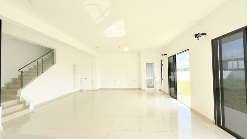 Semi-Detached House for Sale in Setia Tropika (Johor Bahru) - Kent Tan - Living Room - PropertyGuru.com.my