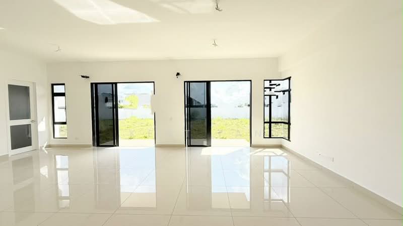 Semi-Detached House for Sale in Setia Tropika (Johor Bahru) - Kent Tan - Living Room - PropertyGuru.com.my