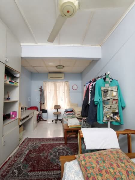 2-storey Terraced House for Sale in Wangsa Melawati (Wangsa Maju) - Esther Tan - Bedroom - PropertyGuru.com.my