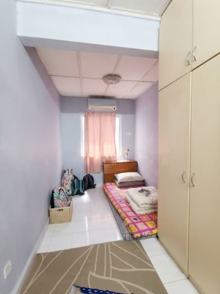 2-storey Terraced House for Sale in Wangsa Melawati (Wangsa Maju) - Esther Tan - Bedroom - PropertyGuru.com.my