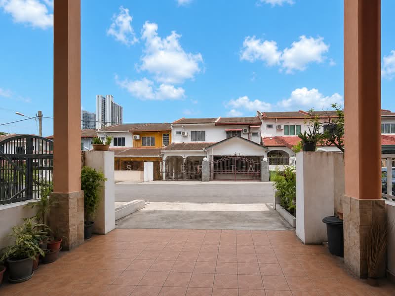 2-storey Terraced House for Sale in Wangsa Melawati (Wangsa Maju) - Esther Tan - Exterior - PropertyGuru.com.my