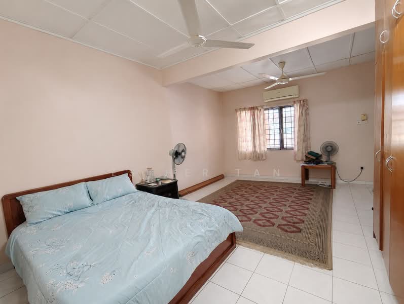2-storey Terraced House for Sale in Wangsa Melawati (Wangsa Maju) - Esther Tan - Bedroom - PropertyGuru.com.my