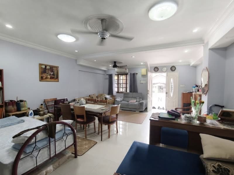 2-storey Terraced House for Sale in Wangsa Melawati (Wangsa Maju) - Esther Tan - Living Room - PropertyGuru.com.my