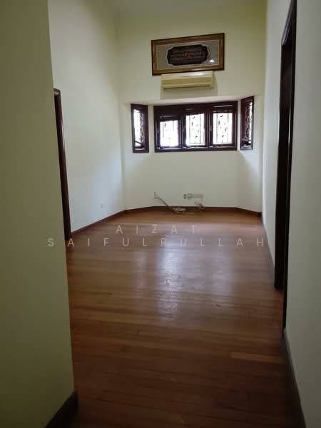 2-storey Terraced House for Sale in Pantai Dalam (Pantai) - Aizat Saifulrullah - Interior - PropertyGuru.com.my