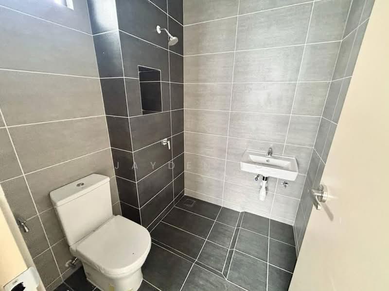 2-storey Terraced House for Sale in Bandar Dato Onn (Tebrau) - Jayden Ng - Bathroom - PropertyGuru.com.my