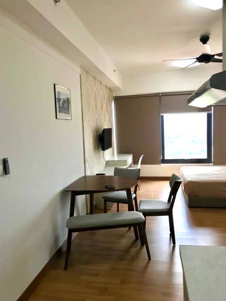 Servis Apartment untuk Disewa di Tropicana 218 Macalister - Gan Chun Kai - Bedroom - PropertyGuru.com.my