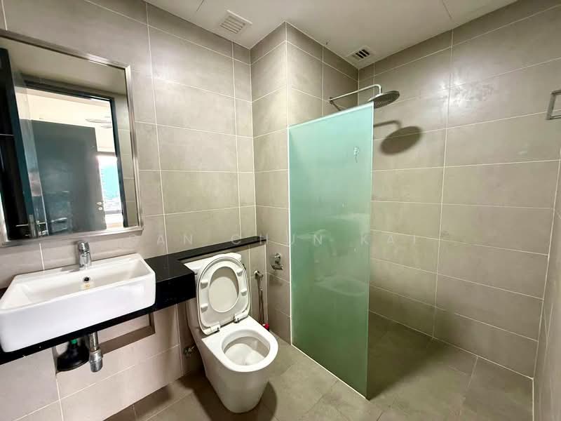 Servis Apartment untuk Disewa di Tropicana 218 Macalister - Gan Chun Kai - Bathroom - PropertyGuru.com.my
