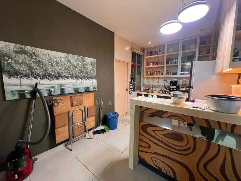 Semi-Detached House for Sale in Bandar Putra (Kulai) - Mohamad Rahfi - Kitchen - PropertyGuru.com.my