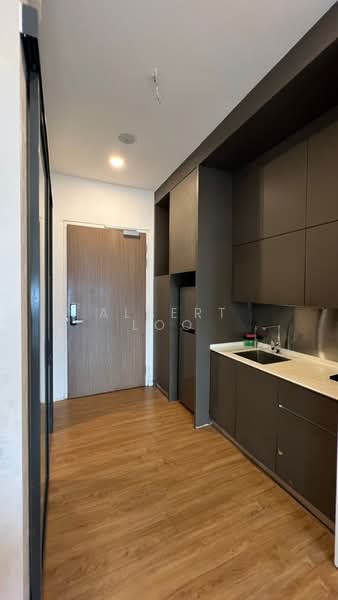 Servis Apartment untuk Disewa di Ceylonz Suites - Albert Loo - Kitchen - PropertyGuru.com.my