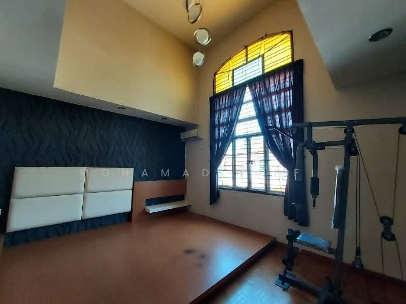 Semi-Detached House for Sale in Bandar Putra (Kulai) - Mohamad Rahfi - Bedroom - PropertyGuru.com.my
