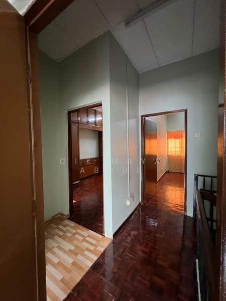 2-storey Terraced House for Sale in Taman Cempaka (Ampang) - Cik Maya Abdul - PropertyGuru.com.my