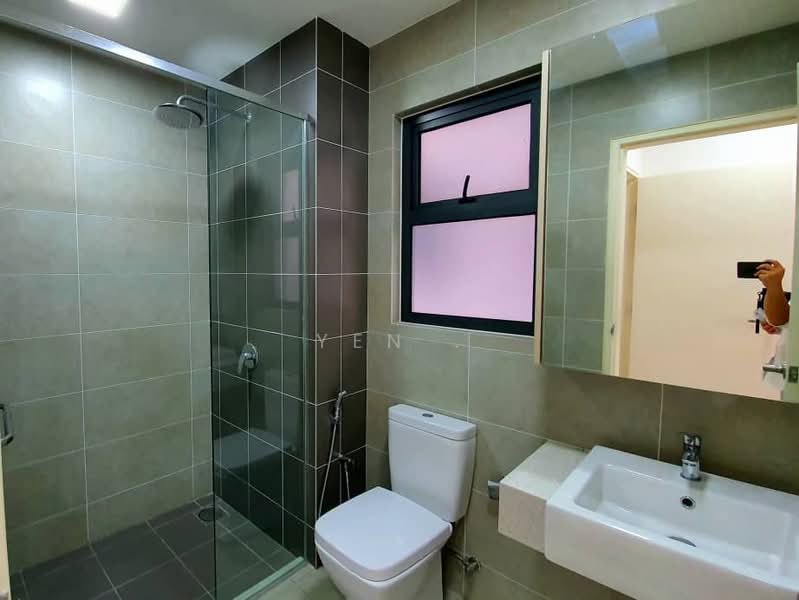 Condominium for Sale at Lakeville Residence - Yen . - Bathroom - PropertyGuru.com.my