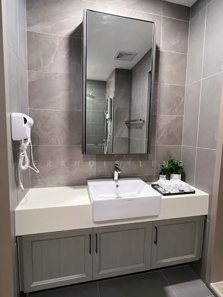 Servis Apartment untuk Dijual di Skyluxe On The Park Bukit Jalil - Francis Ling - Bathroom - PropertyGuru.com.my