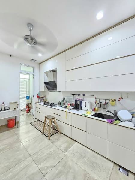 Semi-Detached House for Sale in Taman Molek (Johor Bahru) - VIN Kee - PropertyGuru.com.my