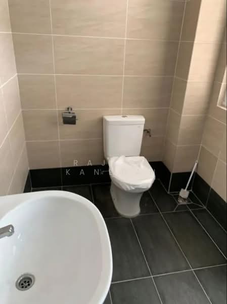 Rumah Berkembar untuk Disewa di Rawang (Selangor) - Rajesh Kanesan - Bathroom - PropertyGuru.com.my
