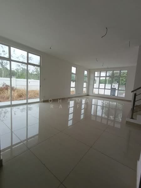 Rumah Kluster untuk Dijual di Skudai (Johor) - Mohamad Rahfi - Living Room - PropertyGuru.com.my