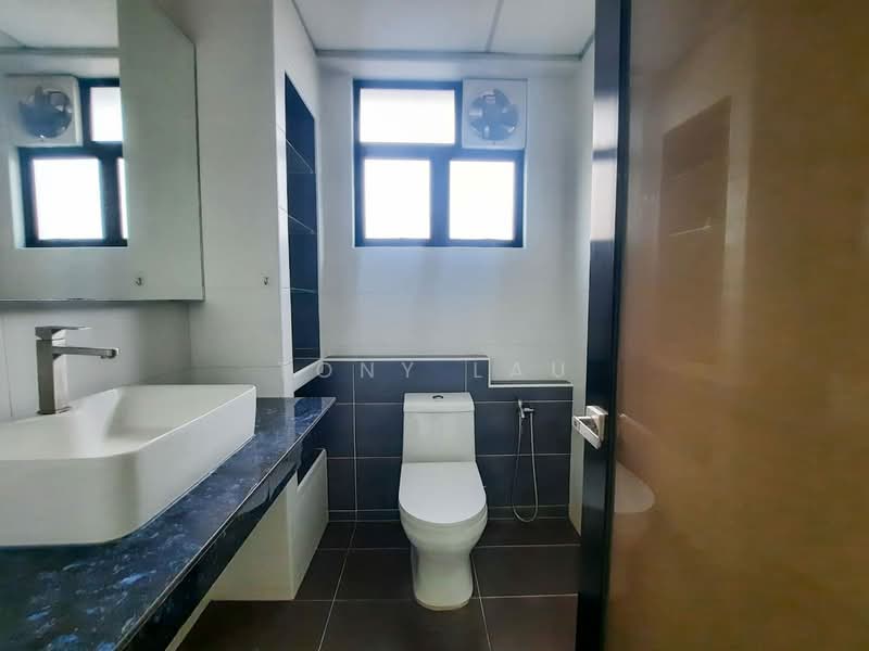 Condominium for Rent at pelangi condominium - Tony Lau - Bathroom - PropertyGuru.com.my