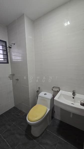 2-storey Terraced House for Sale in Semenyih (Selangor) - Rohani Daud - Bathroom - PropertyGuru.com.my