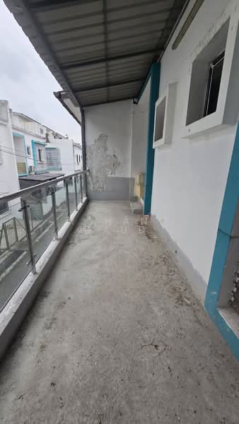 2-storey Terraced House for Sale in Semenyih (Selangor) - Rohani Daud - Balcony - PropertyGuru.com.my