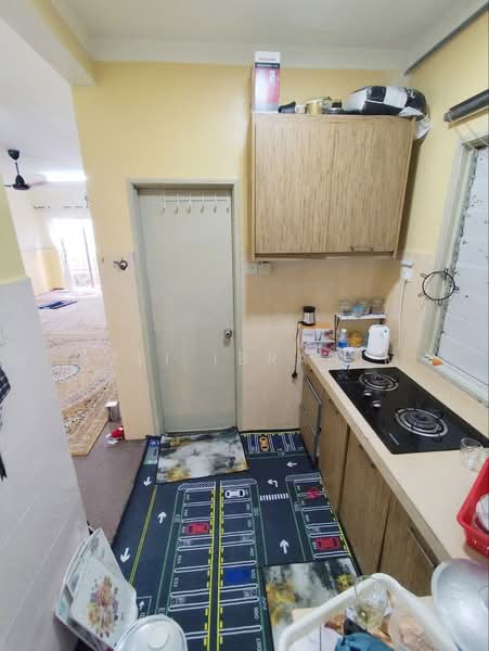 Pangsapuri untuk Dijual di Merdeka Villa - Azli Ibrahim - Kitchen - PropertyGuru.com.my